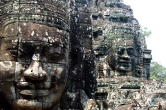 10 Prasat Bayon Head