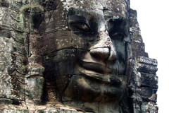 11 Prasat Bayon Head